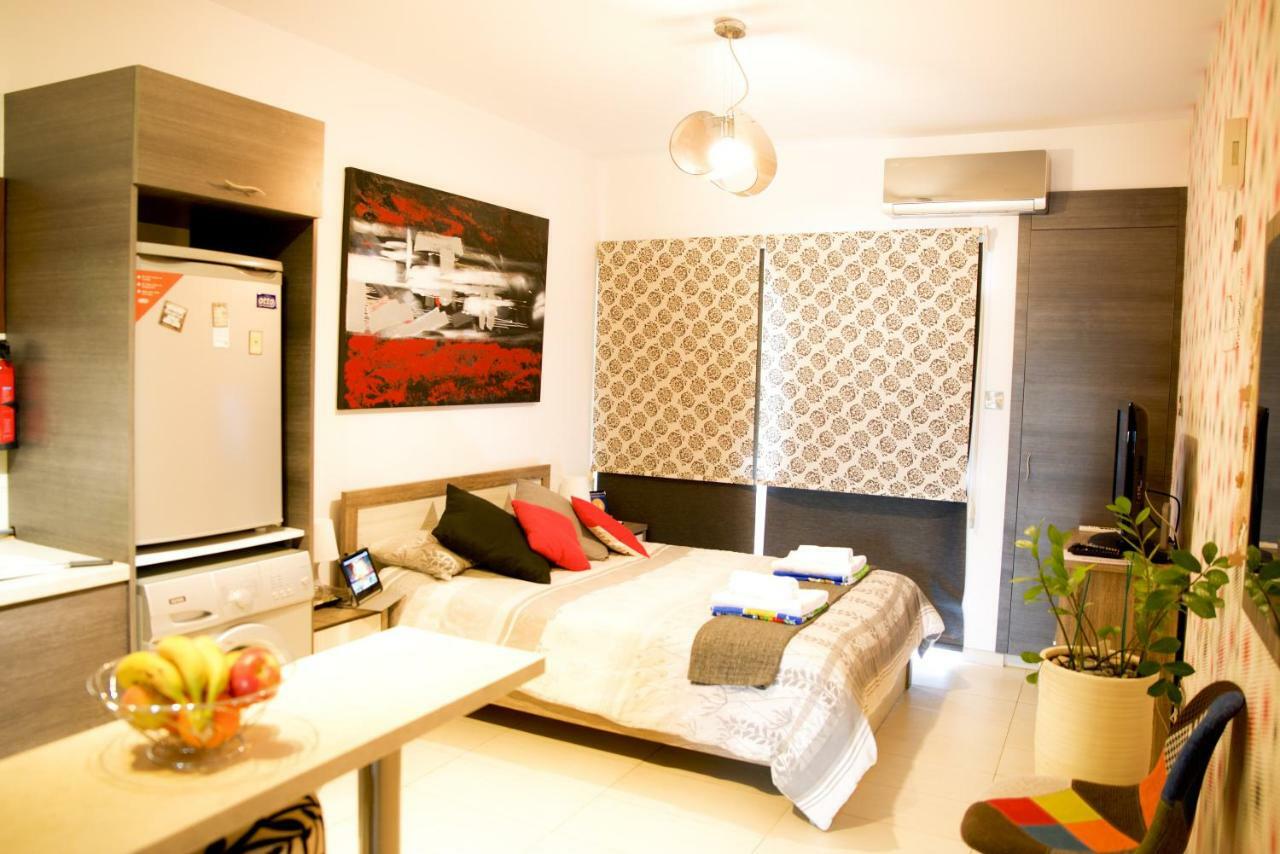 Green Valley Modern Studio Limassol Luaran gambar