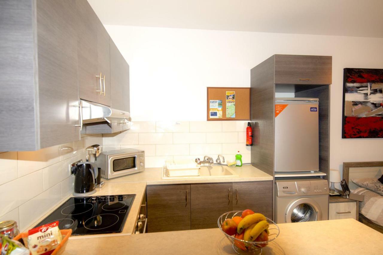 Green Valley Modern Studio Limassol Luaran gambar